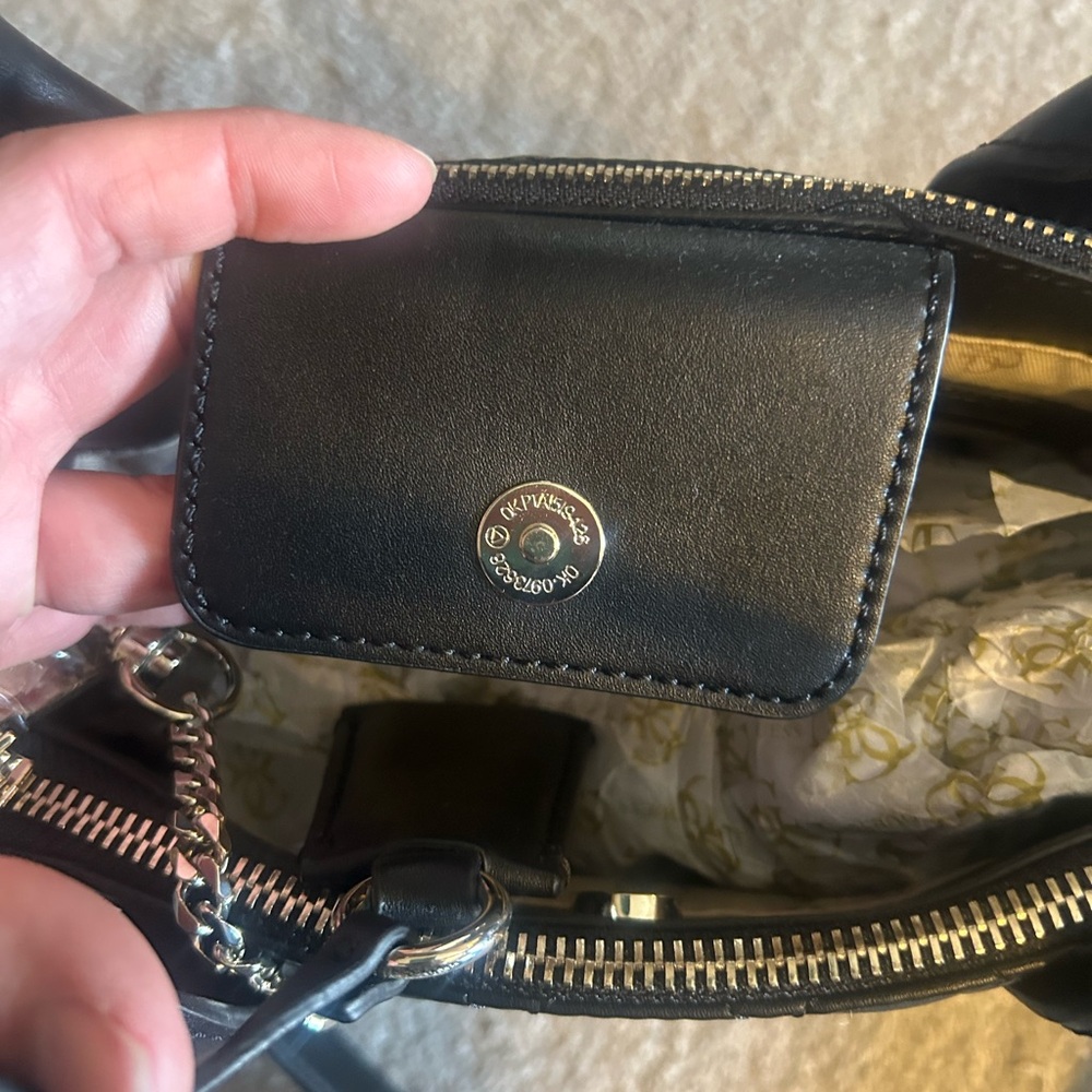 GUESS Quilted Black Satchel - Picture 5 of 16